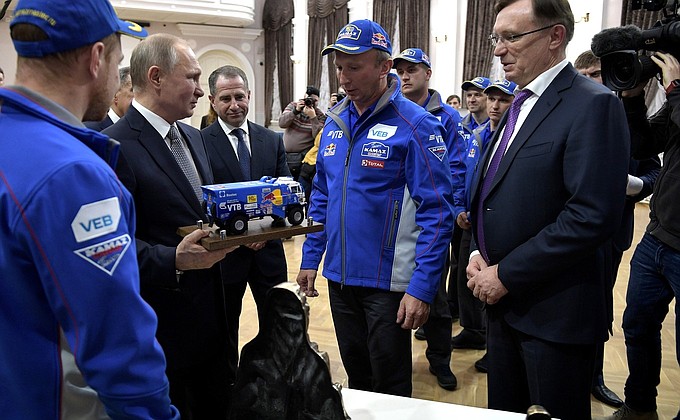 Встреча Президента РФ с командой «КамАЗ-мастер»
